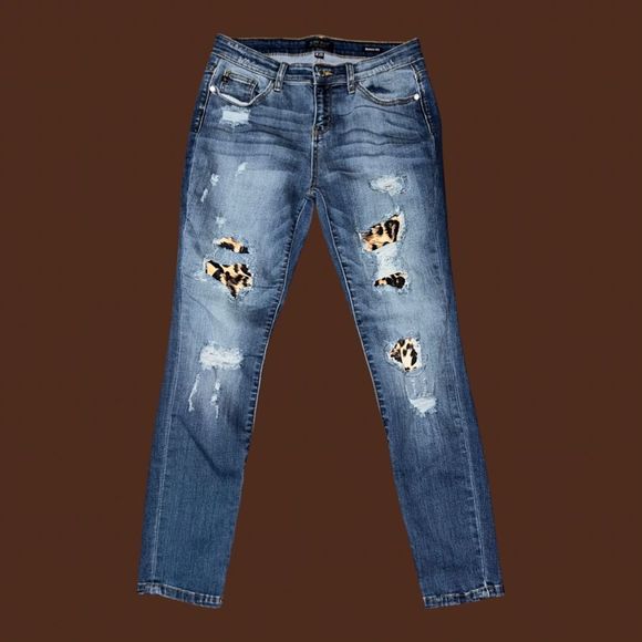 ⬇️ Judy Blue Distressed Leopard Print Skinny Fit Jeans Size 29x28 - Picture 1 of 5
